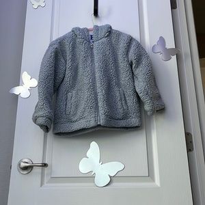 I am selling a hooded jacket guaranteed to keep you warm in the cold winter.